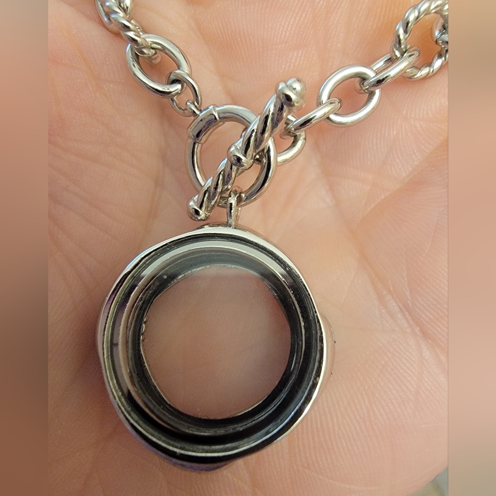 Origami Owl Locket View 4